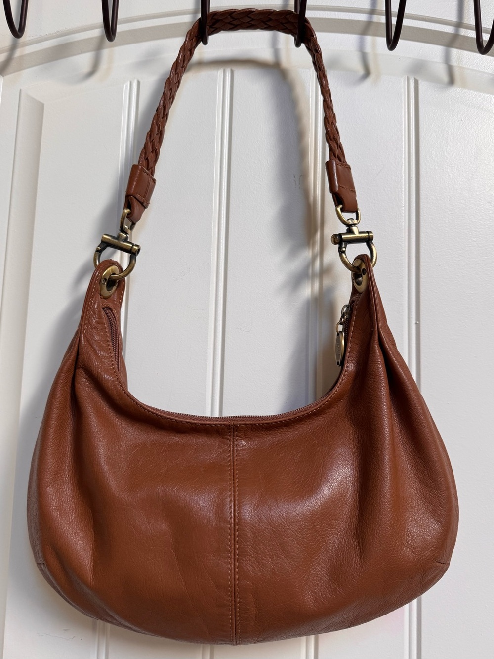 Gio Shi Brown Leather Hobo Purse. 13 by 7” by 2”